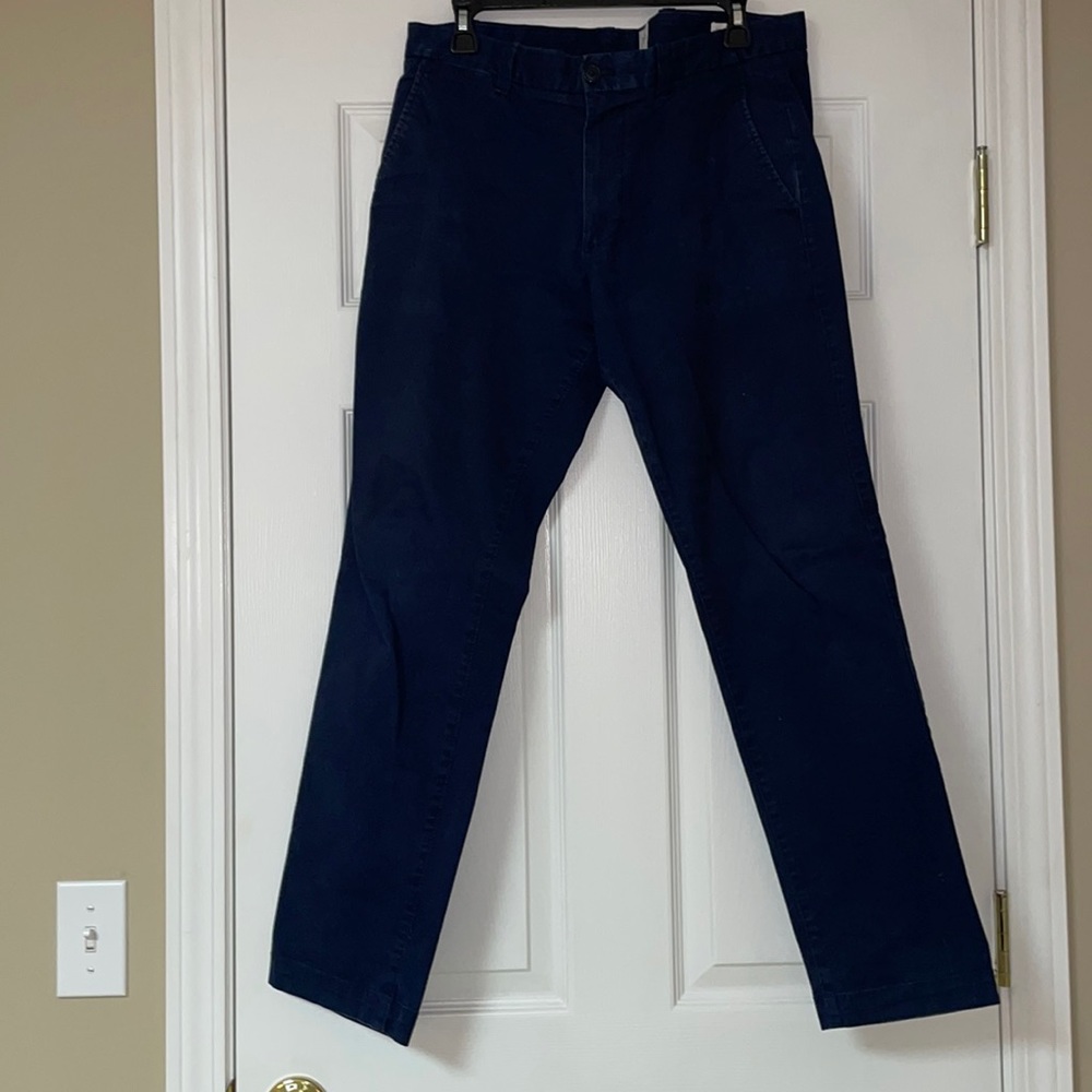 Gap Navy Chino’s